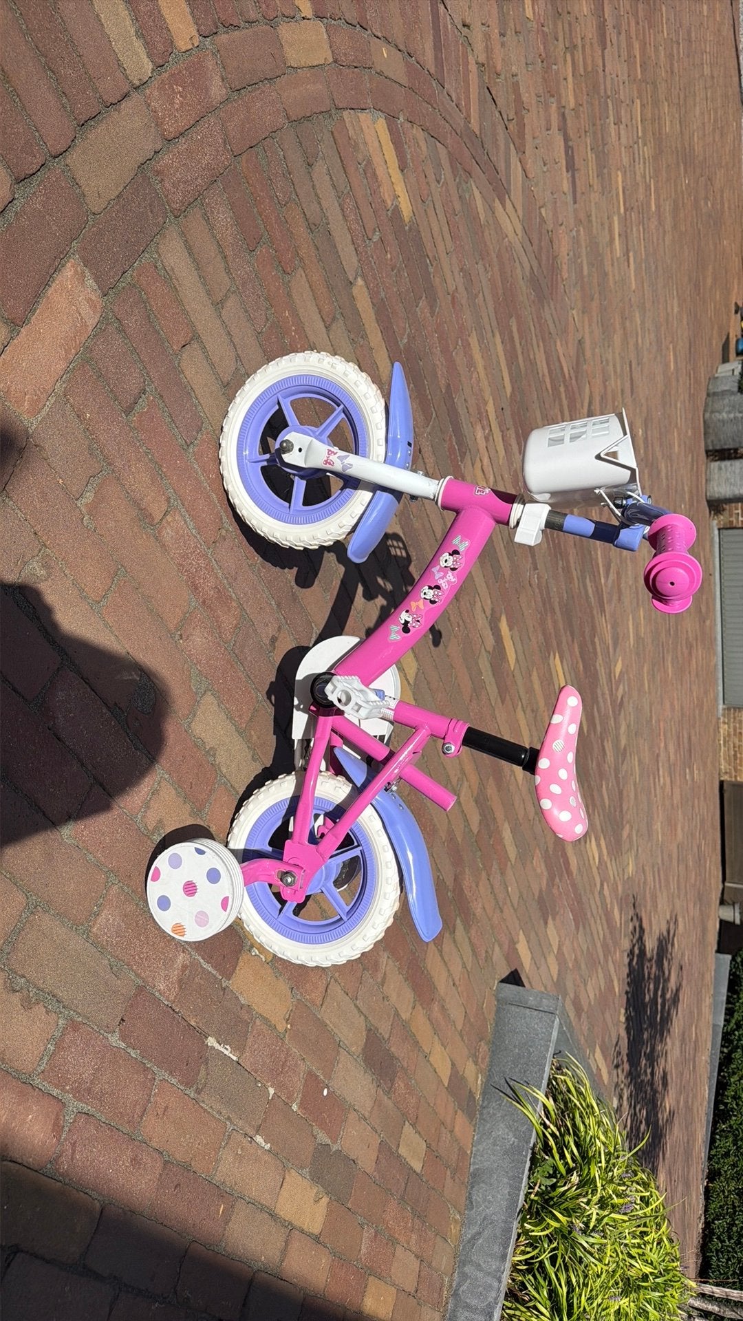 Kinderfiets model mini  met zijwieltjes 12 inch, Fietsen en Brommers, Fietsen | Kinderfietsjes, Ophalen, Terugtraprem, Zijwieltjes