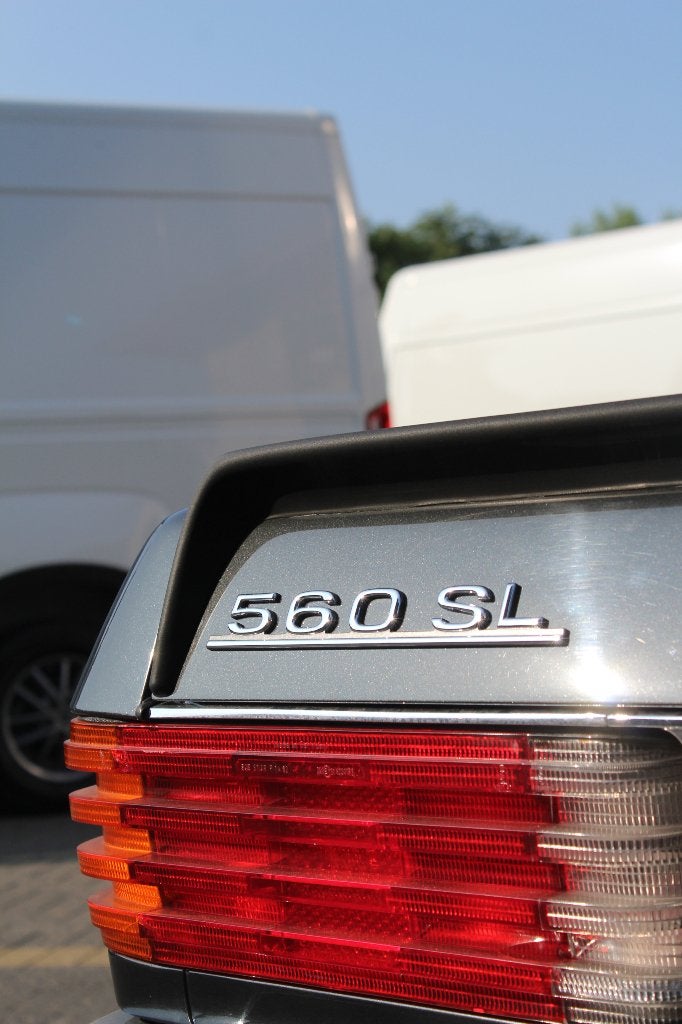 Mercedes 560 SL, foto 6