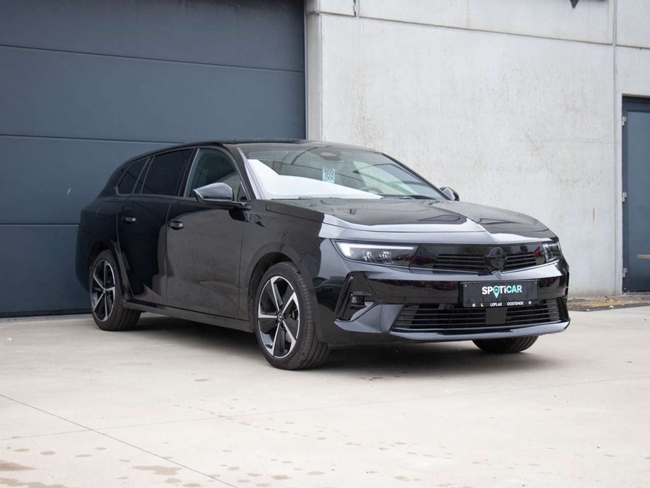 Opel Astra TOURER GS 1.2 MT6 130PK CAMERA|SENSOREN|GPS|CARP, 0 kg, Zwart, 1199 cc, 0 kg