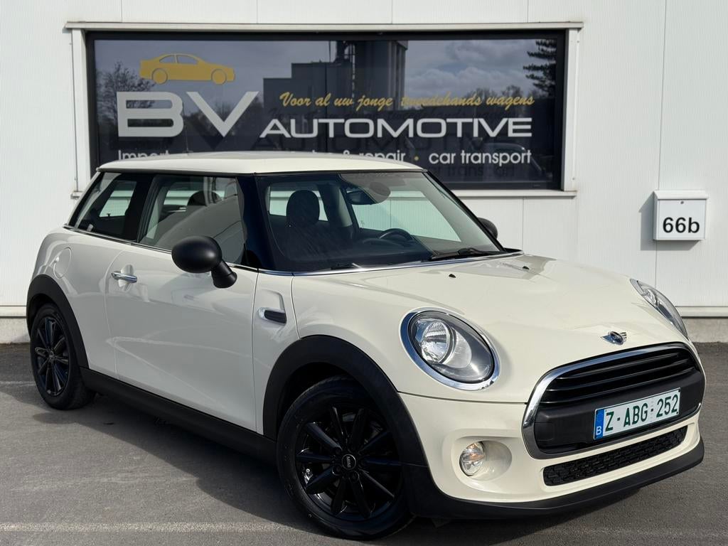 MINI COOPER ONE 1.2 F56 - CARPLAY - AIRCO - ZETELVERWARMING, Autos, 75 kW, Achat, Euro 6, Entreprise