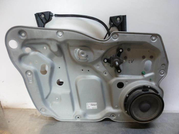 Mécanique vitre 2portes avant gauche d'un Volkswagen Caddy, Autos : Pièces & Accessoires, Volkswagen, -, 3 mois de garantie, Utilisé