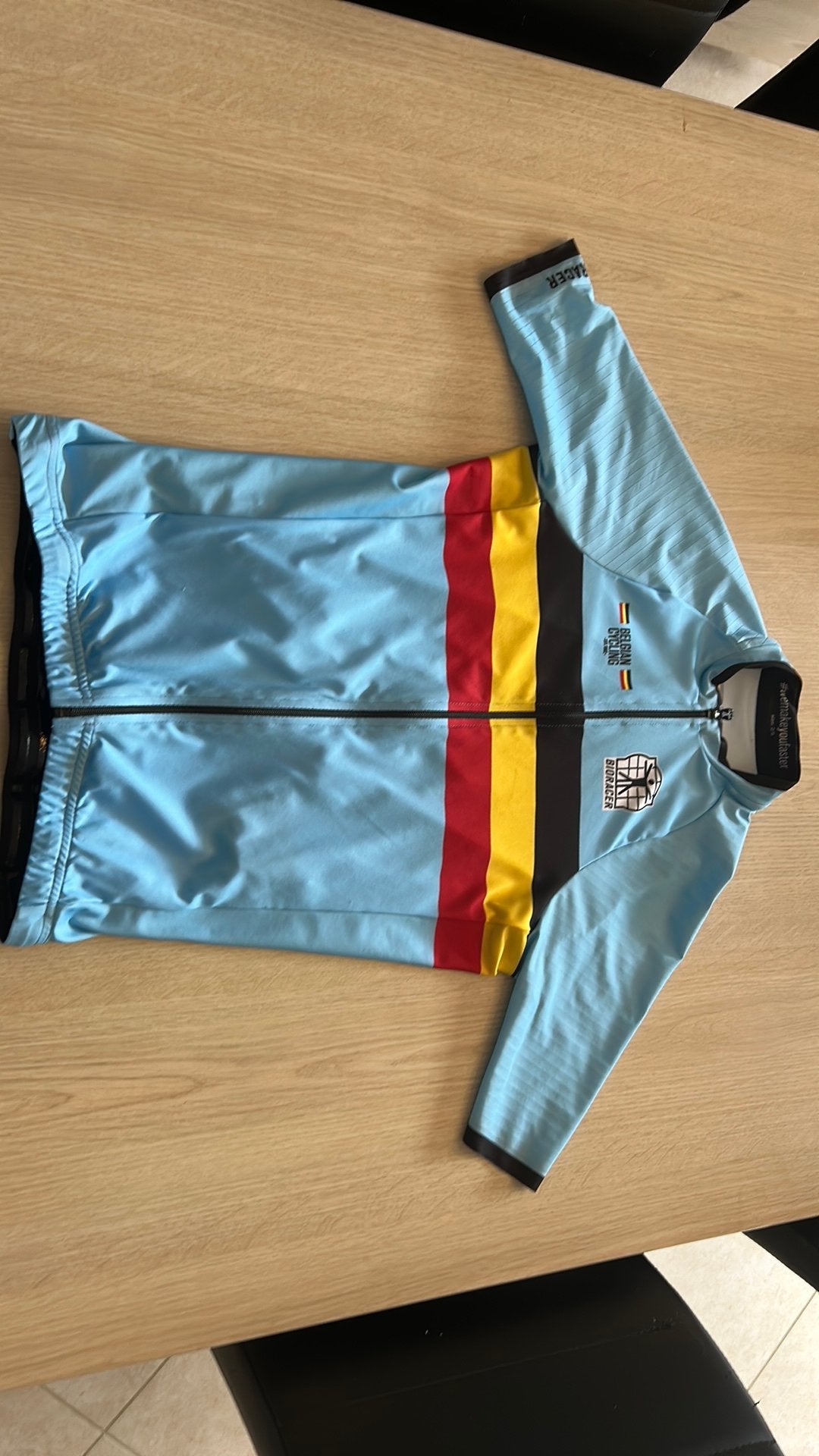 Belgisch koerstruitje bioracer size 2/S, Ophalen of Verzenden, Nieuw