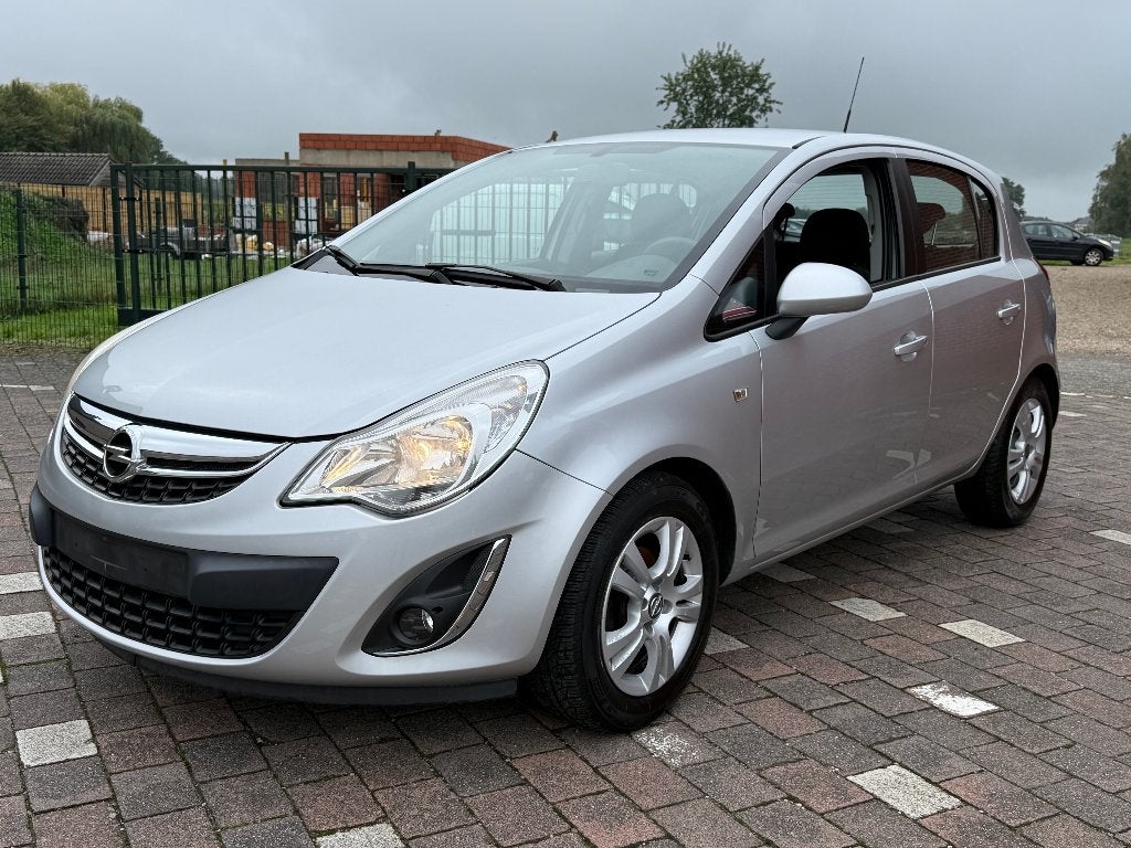 Opel Corsa 1.3cdti bj 2013 gekeurd vvk, Autos, 1450 kg, Achat, Entreprise, Garantie prolongée