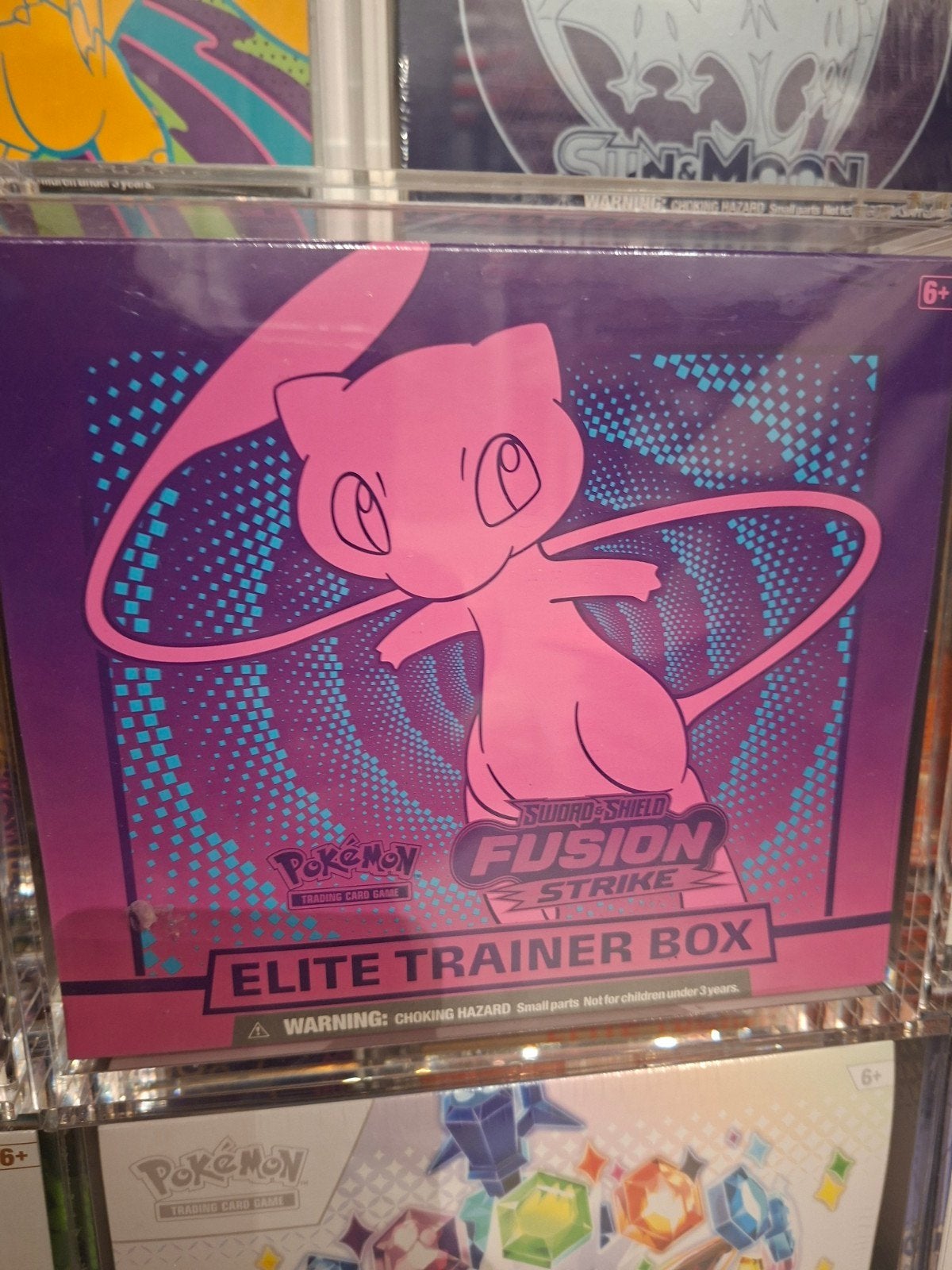 Fusion strike elite trainer box! pokemon., Hobby en Vrije tijd, Ophalen of Verzenden, Nieuw, Overige typen
