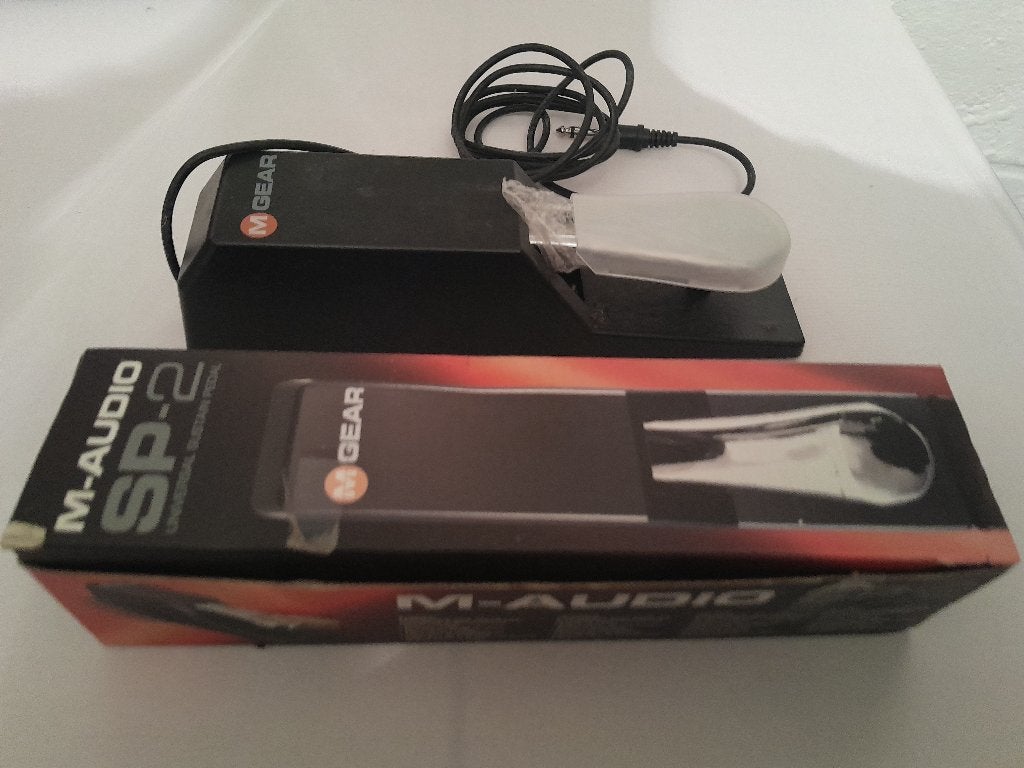 M-AUDIO SP-2 Pedale de Sustain Universelle, Muziek en Instrumenten, Instrumenten | Toebehoren, Ophalen, Zo goed als nieuw