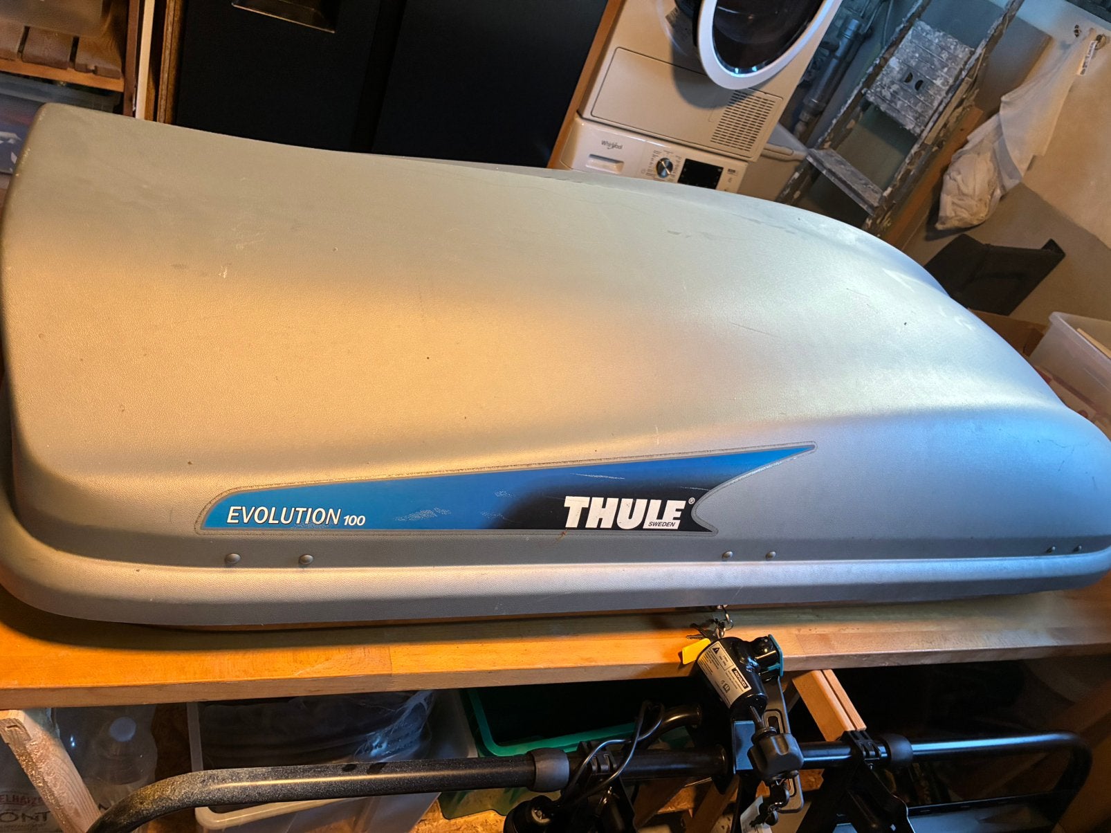 Dakkoffer Thule Evolution 100 en dakrails, Auto diversen, Ophalen, Gebruikt