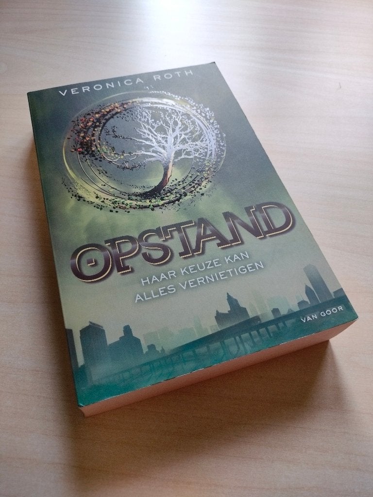 Opstand (Divergent deel 2), Comme neuf, Amérique, Veronica Roth, Enlèvement ou Envoi