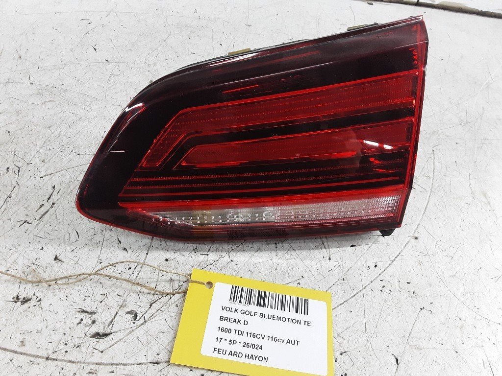PANNEAU ARRIÈRE DROIT AVEC LAMPE Golf VII Variant (AUVV), Volkswagen, Volkswagen AG, Utilisé, Kundenbetreuung@volkswagen.de