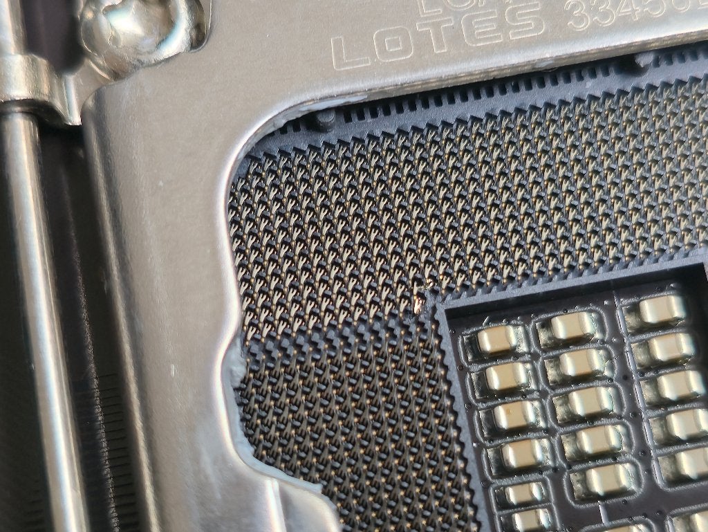 Gigabyte B760 Gaming X DDR4 – Fonctionnelle, Informatique & Logiciels, Cartes mères, Enlèvement ou Envoi, DDR4, Utilisé, ATX