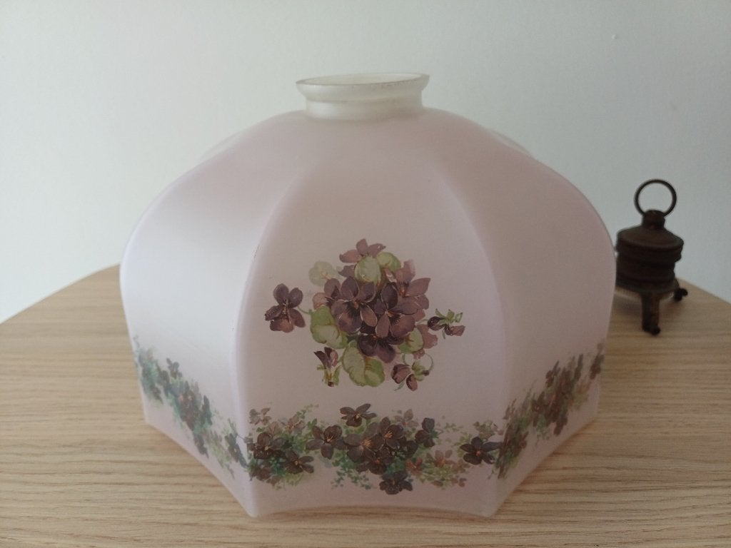 Antieke lampenkap in opalineglas met bloemenmotief, Ophalen