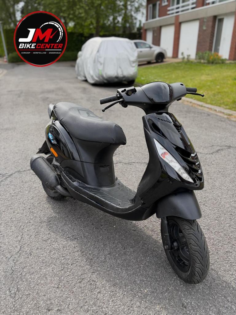 PIAGGIO ZIP 2000 2T 125CC, Ophalen, Tweetakt, Gebruikt, Zip