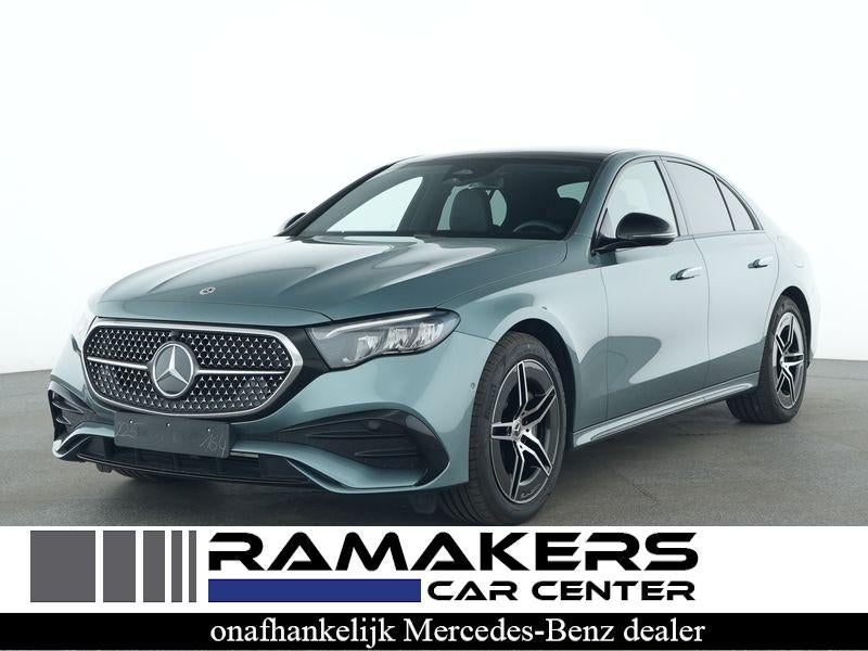 Mercedes-Benz E-Klasse 300 e AMG Night PANORAMA Burmester-4D, Argent ou Gris, Achat, 4 portes, Carnet d'entretien