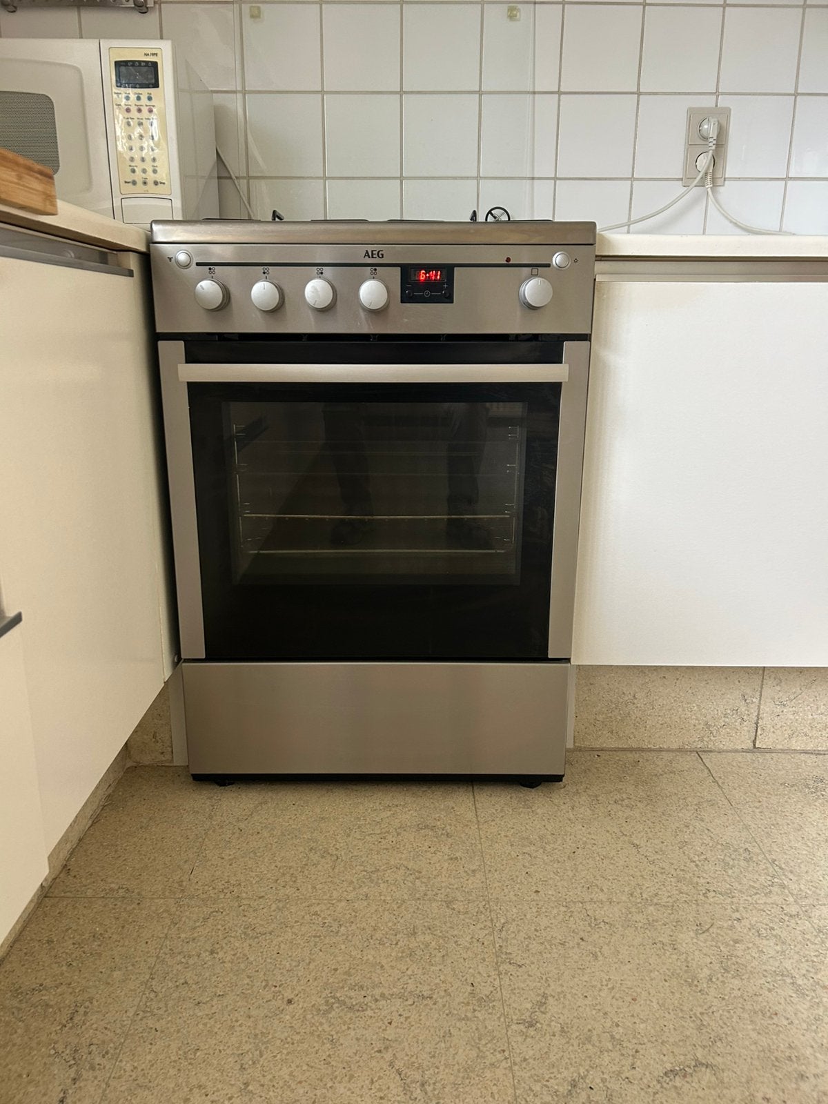 Gasfornuis met oven AEG, Electroménager, Cuisinières, Gaz, 85 à 90 cm, 4 zones de cuisson, Comme neuf