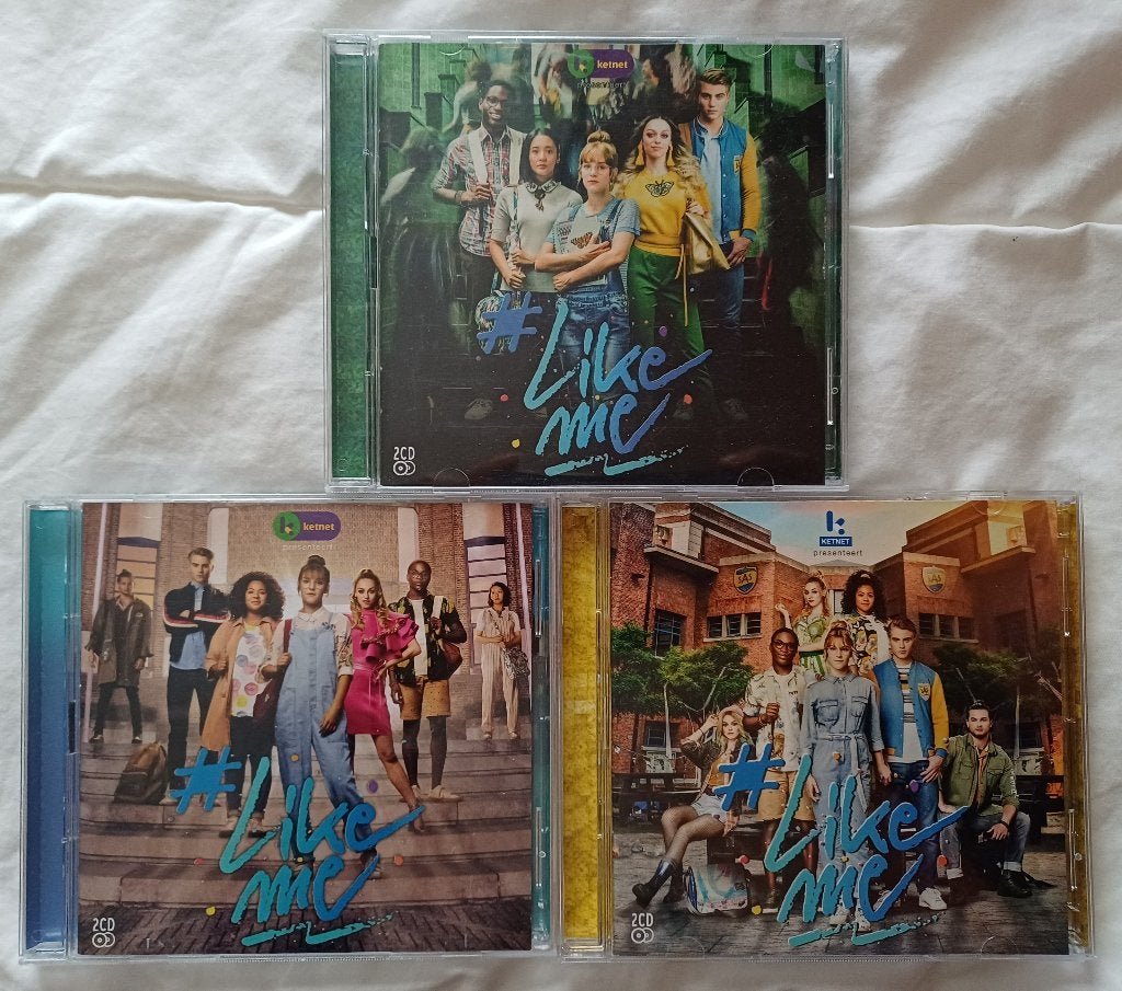 3 cd's Like Me eerste cast, Ophalen