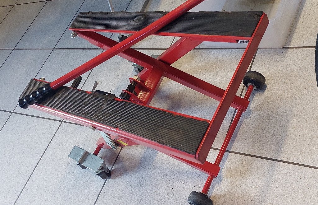 HBM MOTORLIFT, Ophalen