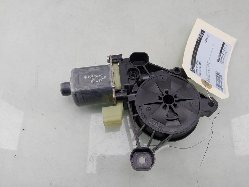 MOTOR RAAMMECHANIEK Audi A3 Limousine (8YS) (|5Q0959801|), Gebruikt, Audi
