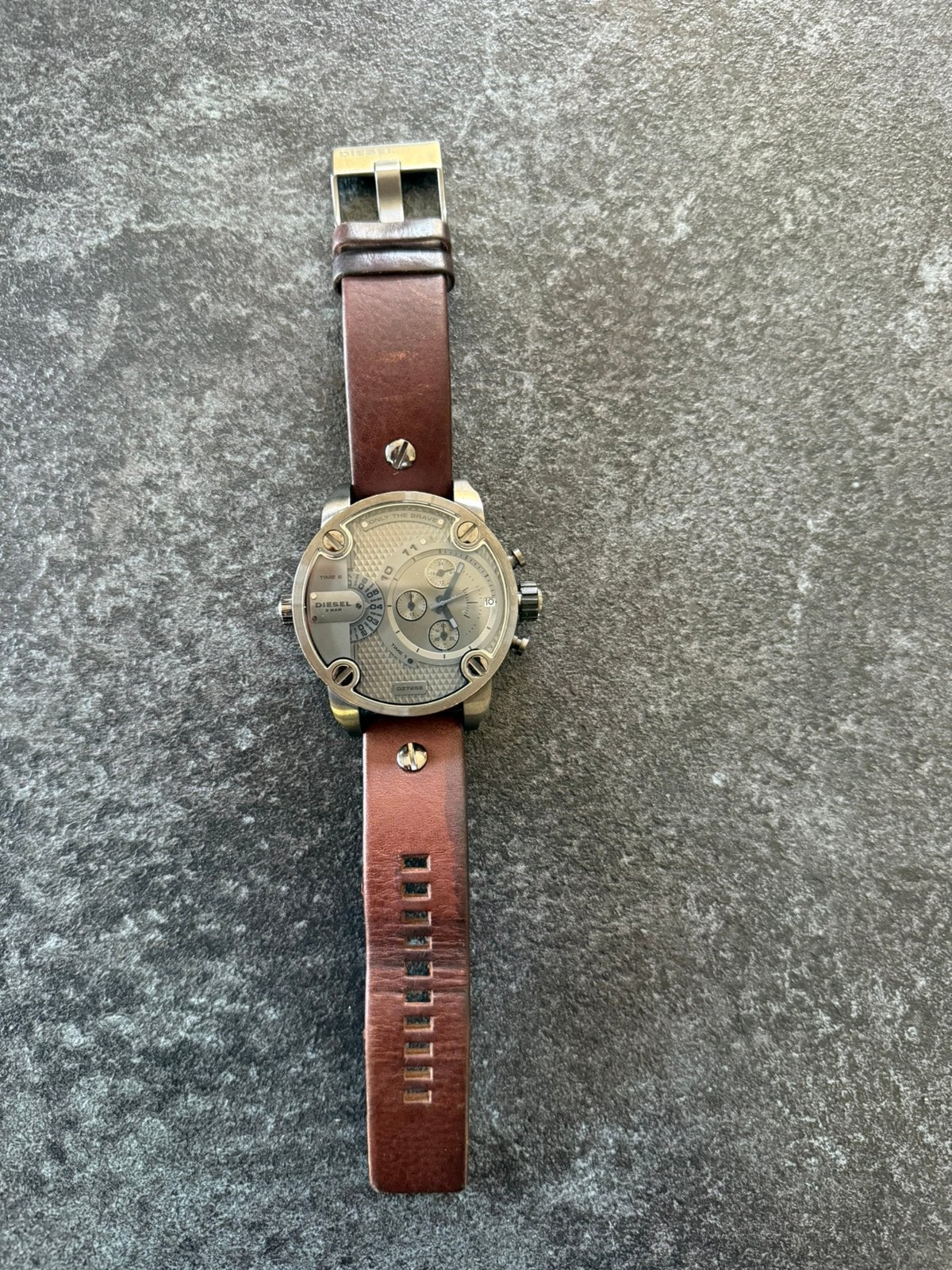 Montre Diesel Little Daddy, Bijoux, Sacs & Beauté, Enlèvement, Comme neuf