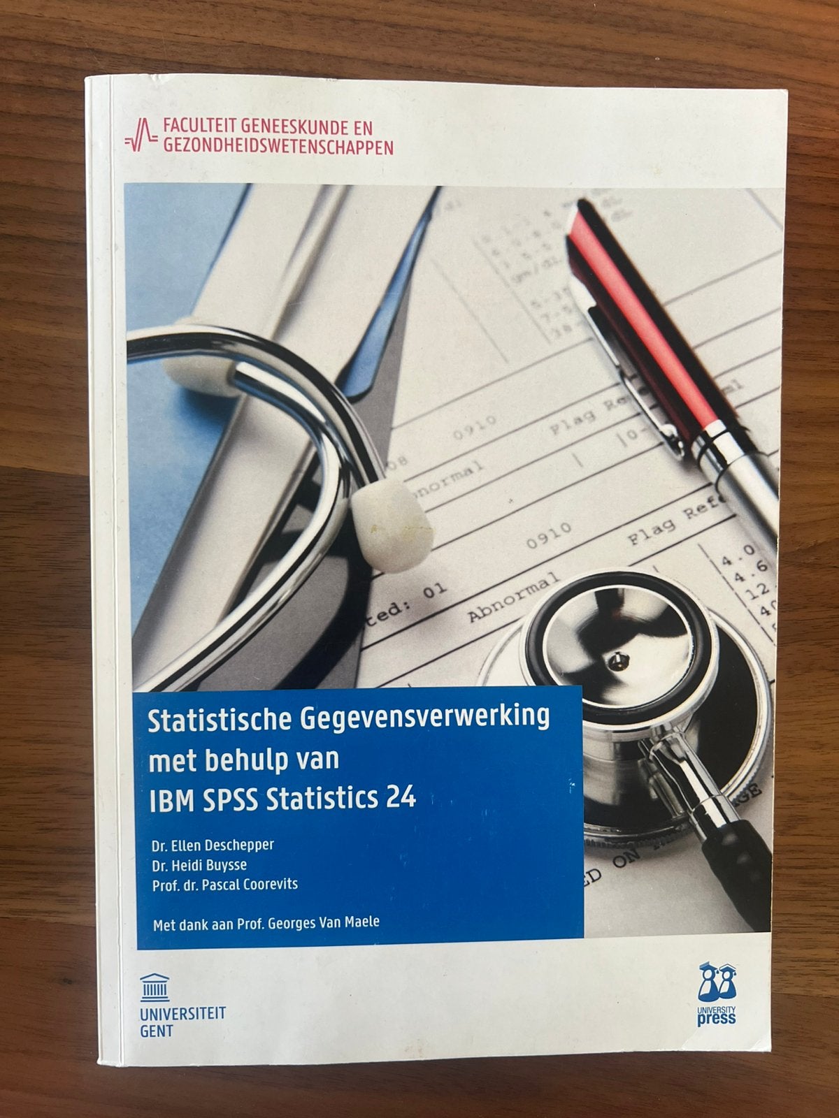 Statistische gegevensverwerking met behulp van IBM SPSS, Ophalen of Verzenden, Zo goed als nieuw