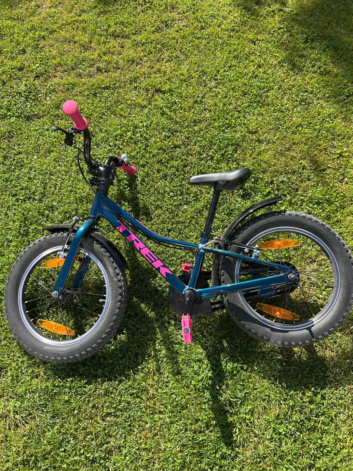 TREK - vélo enfant 16 pouces comme neuf, Ophalen, Zijwieltjes, 16 tot 20 inch, Velgrem