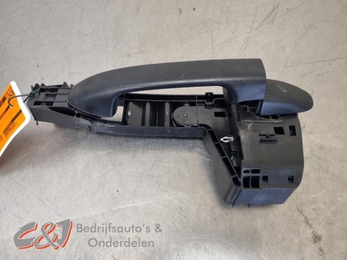 Poignée porte coulissante gauche d'un Mercedes Vito, Autos : Pièces & Accessoires, 3 mois de garantie, Utilisé, -, -
