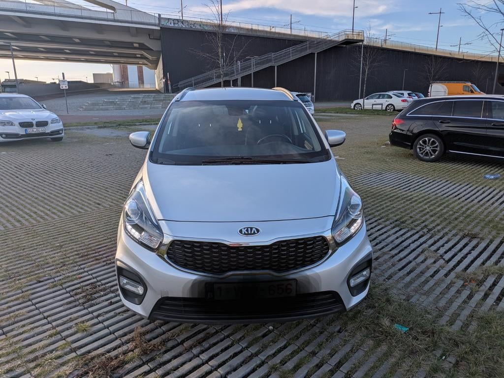 Kia Carens, EURO 6 7zit (1.7diesel) model 2017, Auto's, Monovolume, 7 zetels, 5 deurs, Particulier
