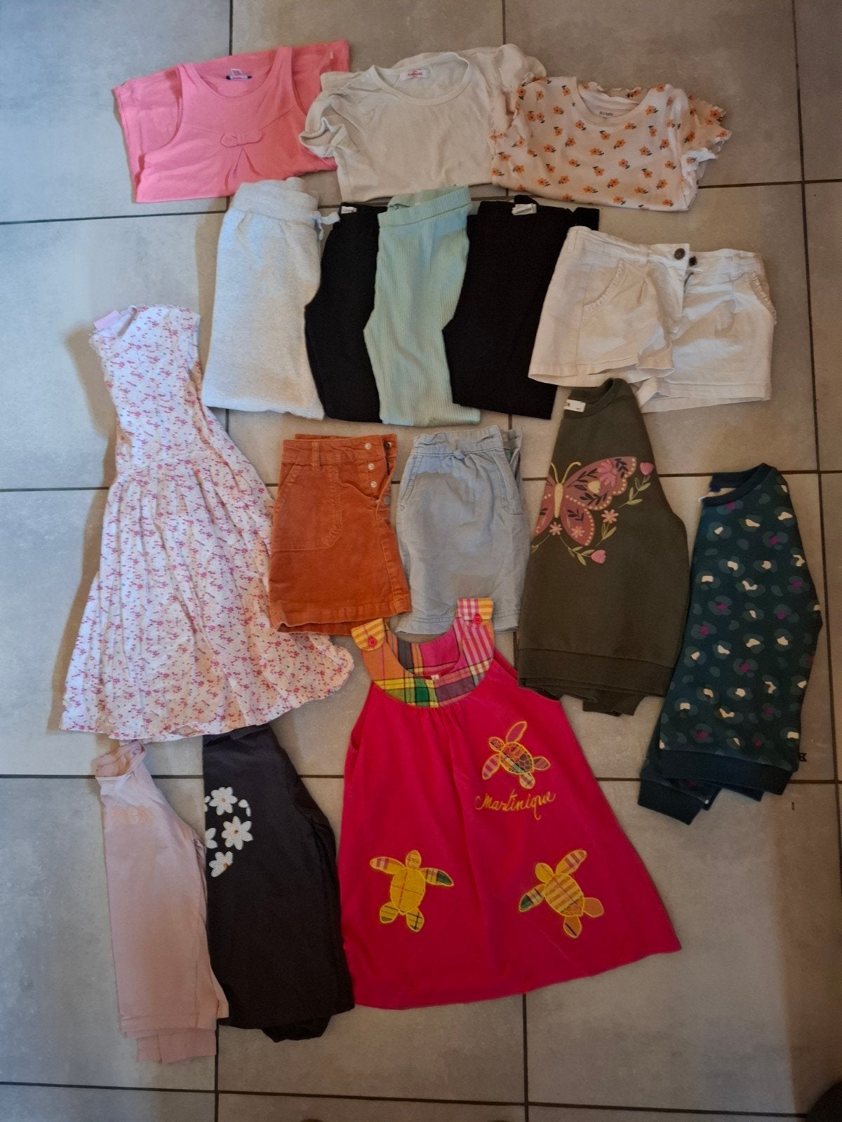 lot vêtements fille 8 ans, Enlèvement
