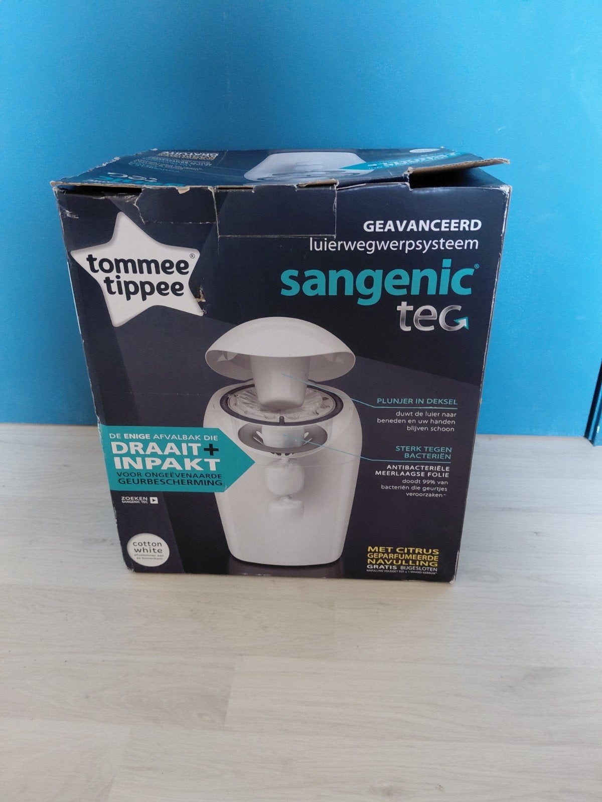 Luieremmer Tommee Tippee, Enlèvement, Poubelle à couches