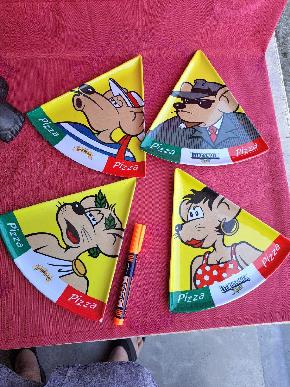 vintage,  Leerdammer pizza bordjes,  set van 4 stuks, Huis en Inrichting, Ophalen of Verzenden, Kunststof, Vintage, Bord(en)