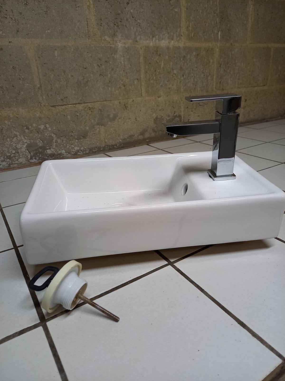 Wasbakje voor op toilet., Ophalen