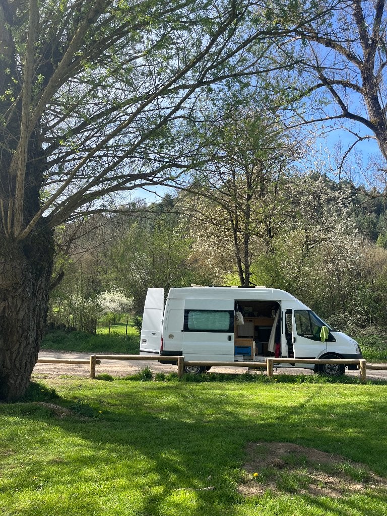 Camping-car Ford Transit - Euro 5 - 2011 - Prêt à partir, Caravanes & Camping, Camping-cars, Boîte manuelle, Ford, Diesel, Réfrigérateur