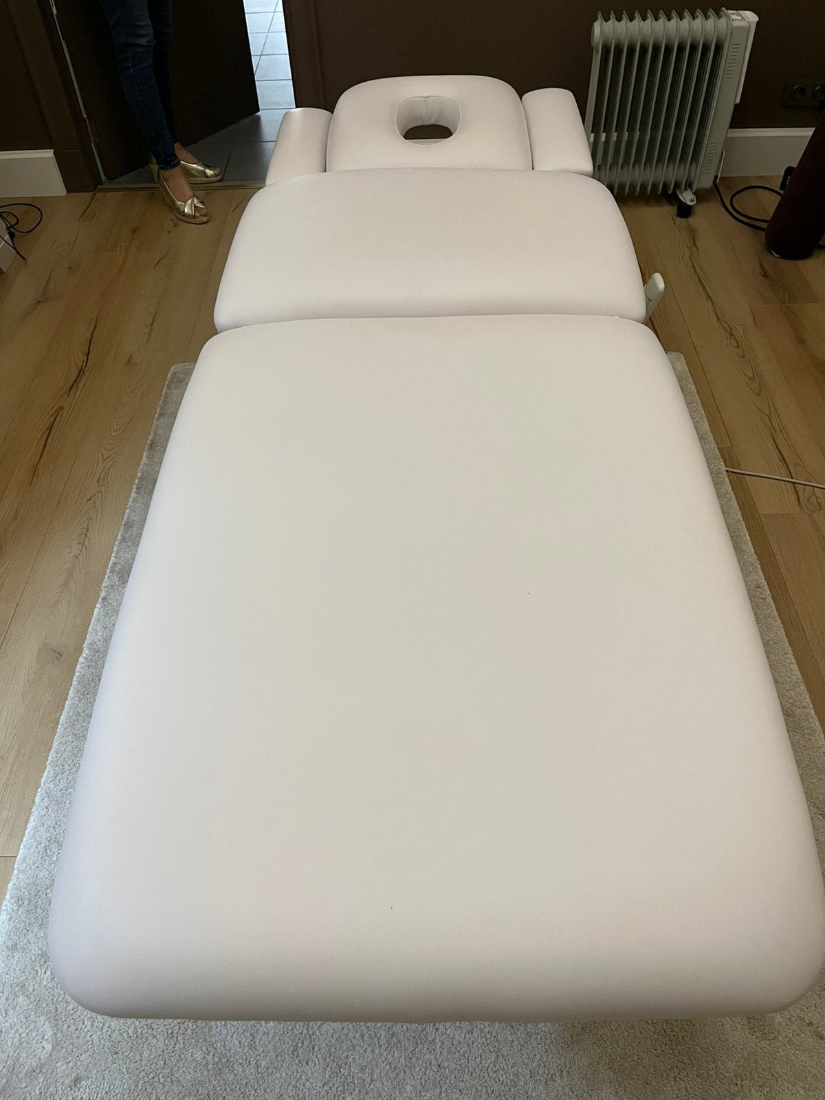 Elektrische massagetafel, Sport en Fitness, Massageproducten, Ophalen, Zo goed als nieuw, Massagetafel
