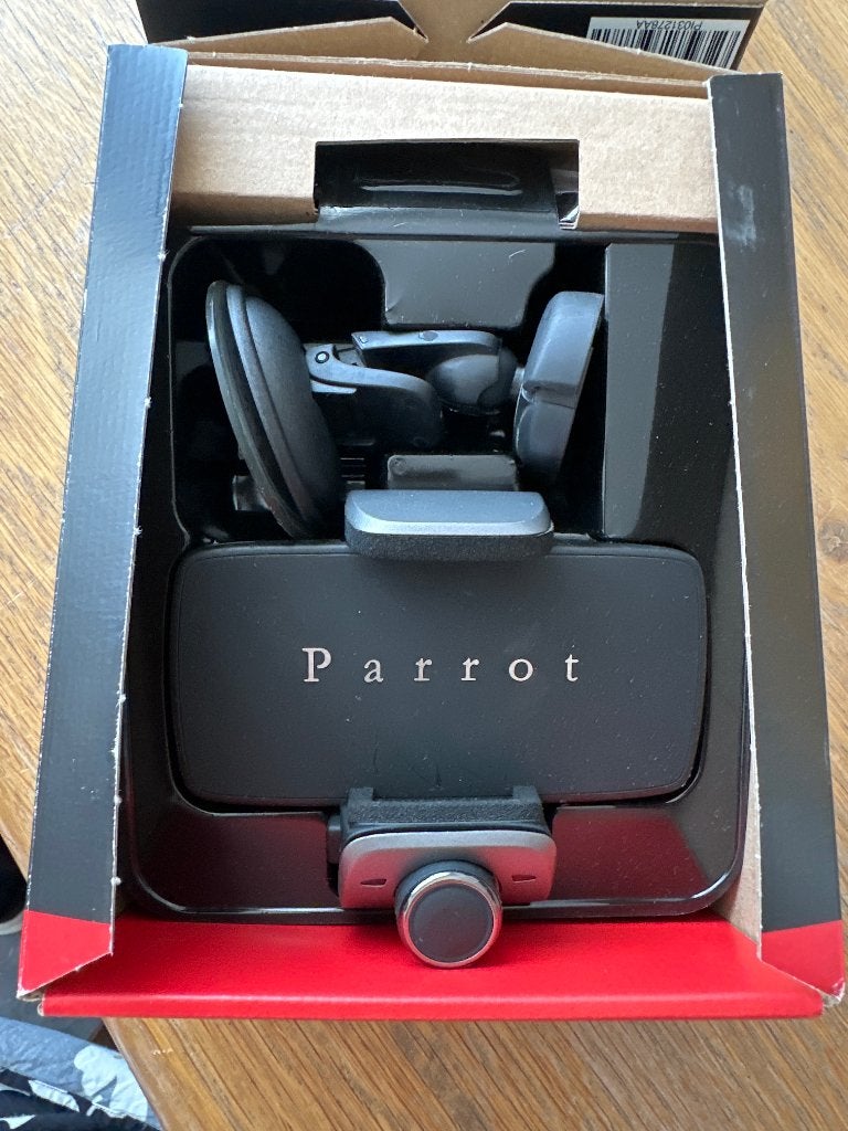 Parrot carkit, Enlèvement, Utilisé