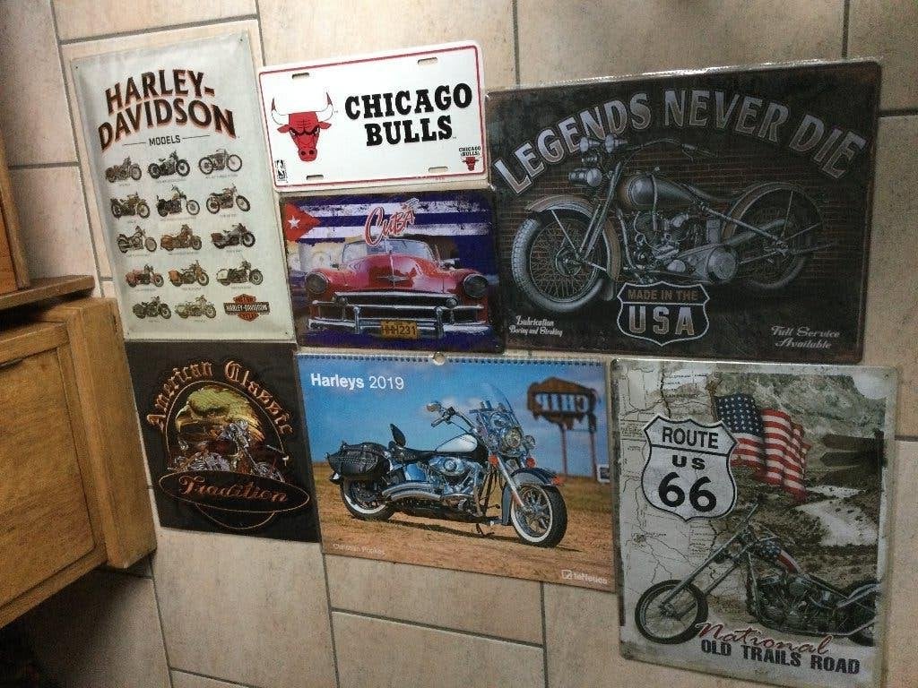 COLLECTION"ACCESSOIRES"HARLEY-DAVIDSON"TRAILS...., Enlèvement ou Envoi