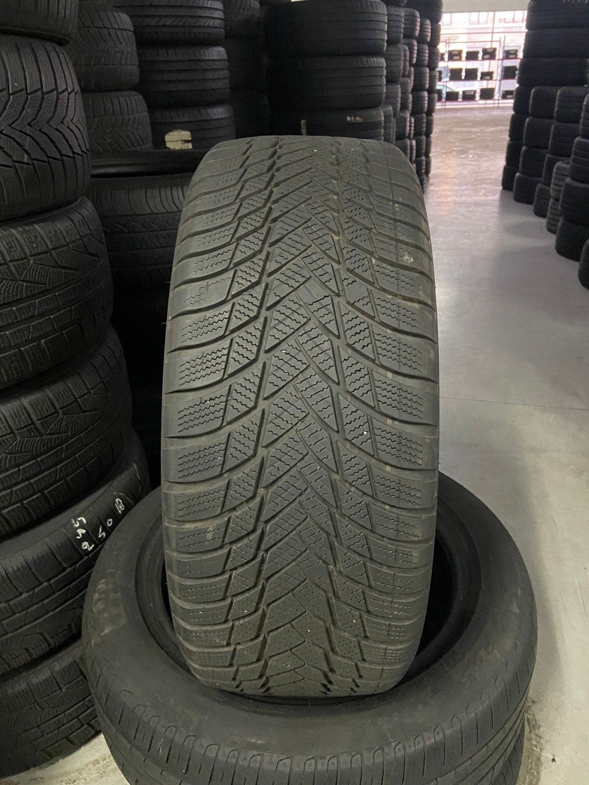 22545r18 225 45 r18 225/45/r18 Bridgestone avec montage, Enlèvement ou Envoi