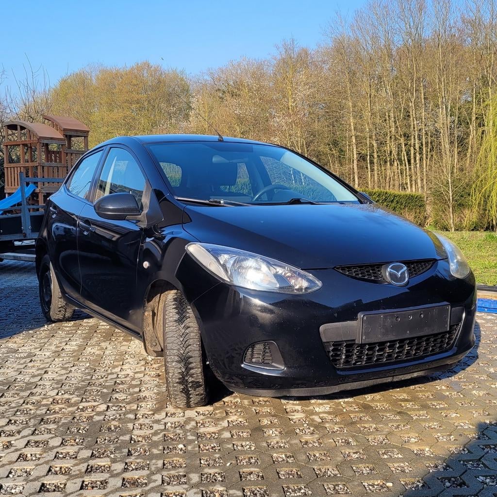 Mazda 2 noir - 1.4 hdi diesel - 2009 - 233066km, Autos, Mazda, ABS, Airbags, Verrouillage central, Rétroviseurs électriques, Vitres électriques