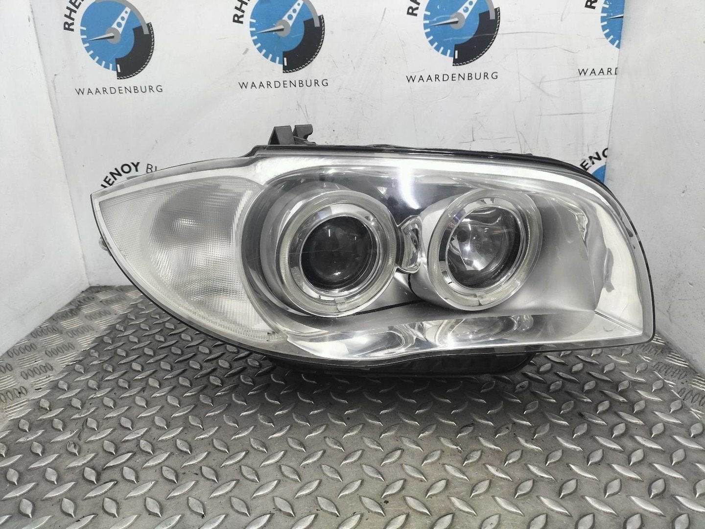BMW 1 SERIES KOPLAMP R 2004, Enlèvement ou Envoi, Utilisé, ARN reconnu