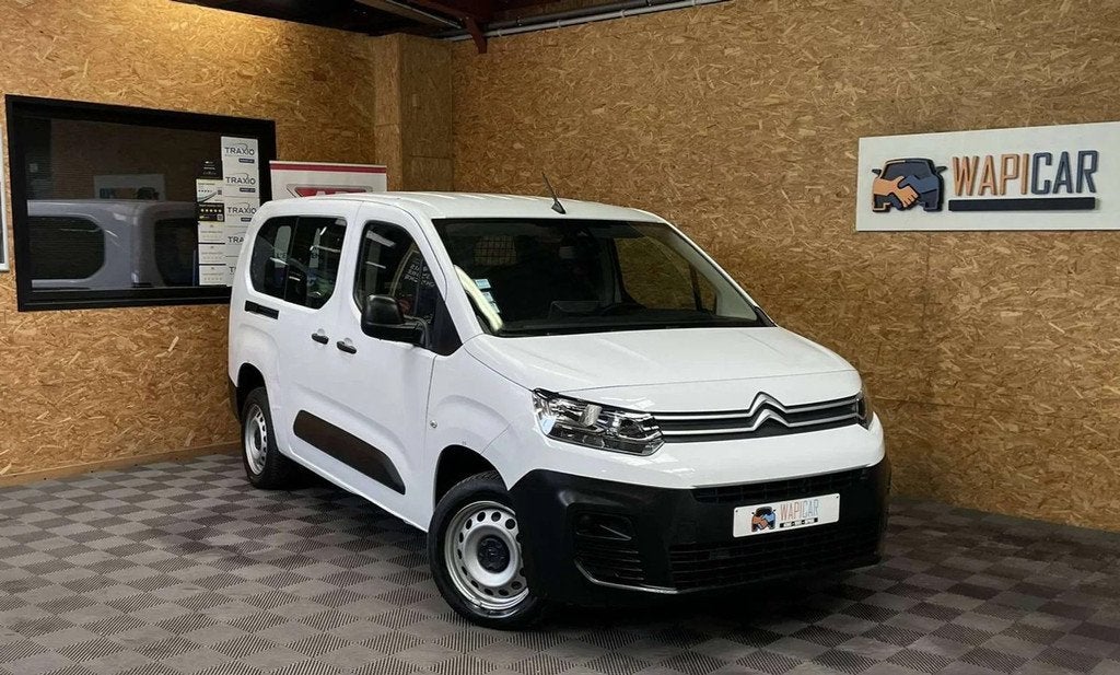 Citroën Berlingo XL 3Places 1.5hdi Utilitaire eur6d-isc * G, Autos, Camionnettes & Utilitaires, Achat, 6 portes, Euro 6, Entreprise