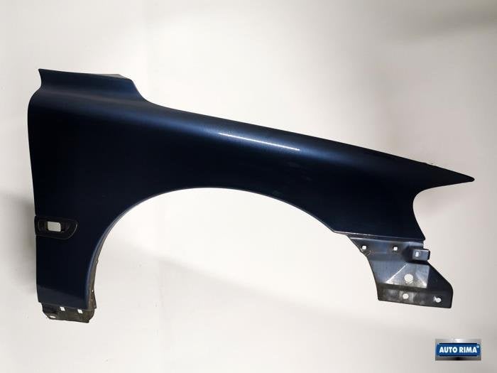 Scherm rechts-voor van een Volvo V70 (450), Gebruikt, -, -, Ophalen of Verzenden