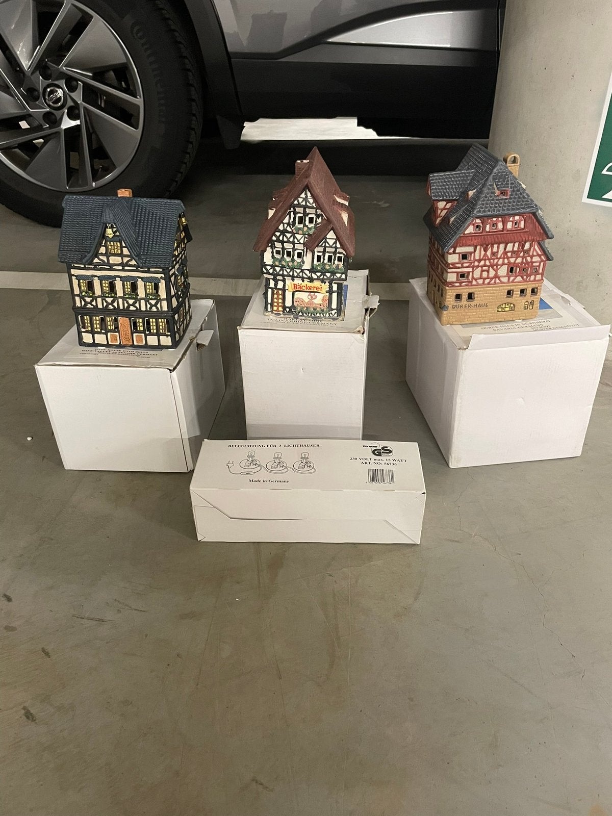 Set van 3 Porseleinen Lichthuisjes - Duitsland, Diversen, Kerst, Ophalen