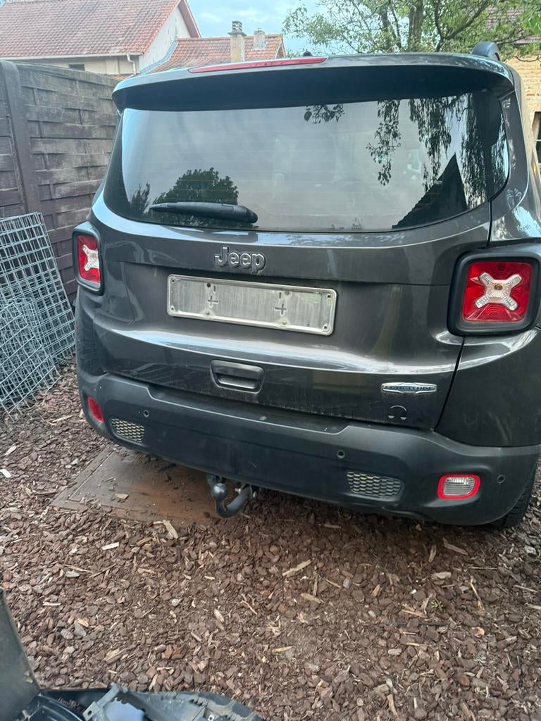 Jeep renegade trekhaak compleet, Ophalen, Gebruikt