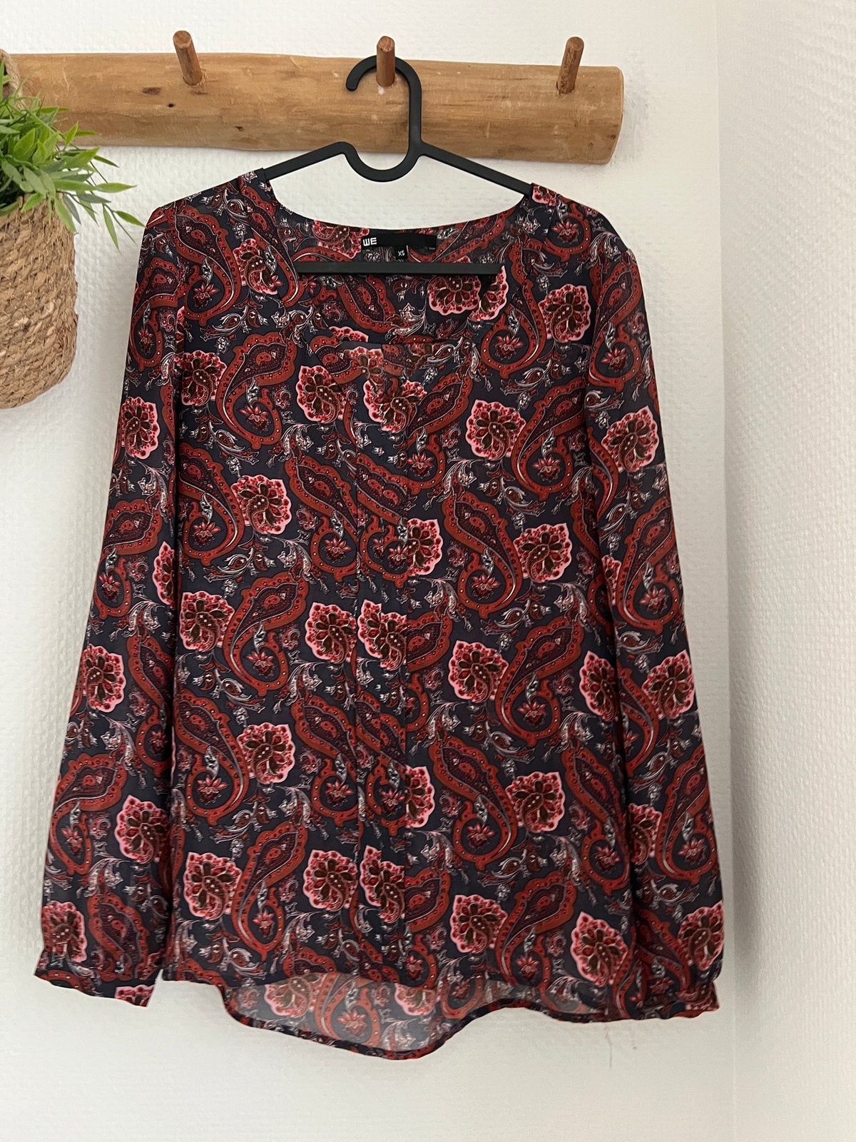 WE blouse nieuwstaat XS, Vêtements | Femmes, Blouses & Tuniques, Enlèvement, Comme neuf