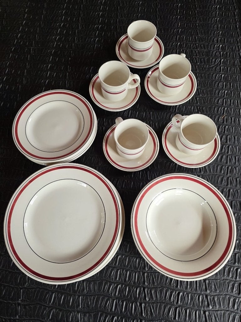 Vaisselle CHURCHILL ENGLAND, Service complet, Vintage, Comme neuf, Enlèvement