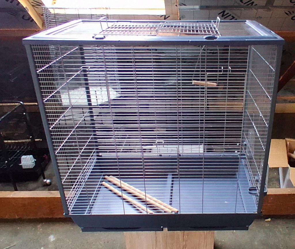 Grote vogelkooi., Dieren en Toebehoren, Ophalen, Zo goed als nieuw, Kunststof, Vogelkooi