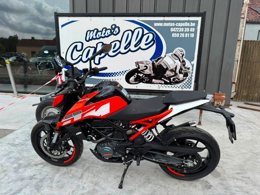 KTM	Duke 125, Entreprise, 125 cm³, Jusqu'à 11 kW