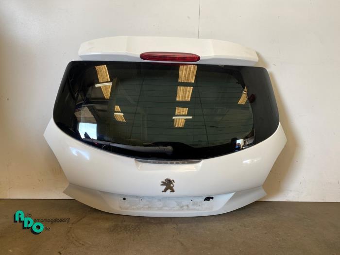 Achterklep van een Peugeot 208 (208 12-) (EWPB), Gebruikt, -, Ophalen of Verzenden, -