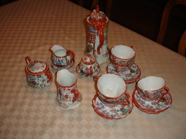 Japanese Kutani theeservies, Enlèvement