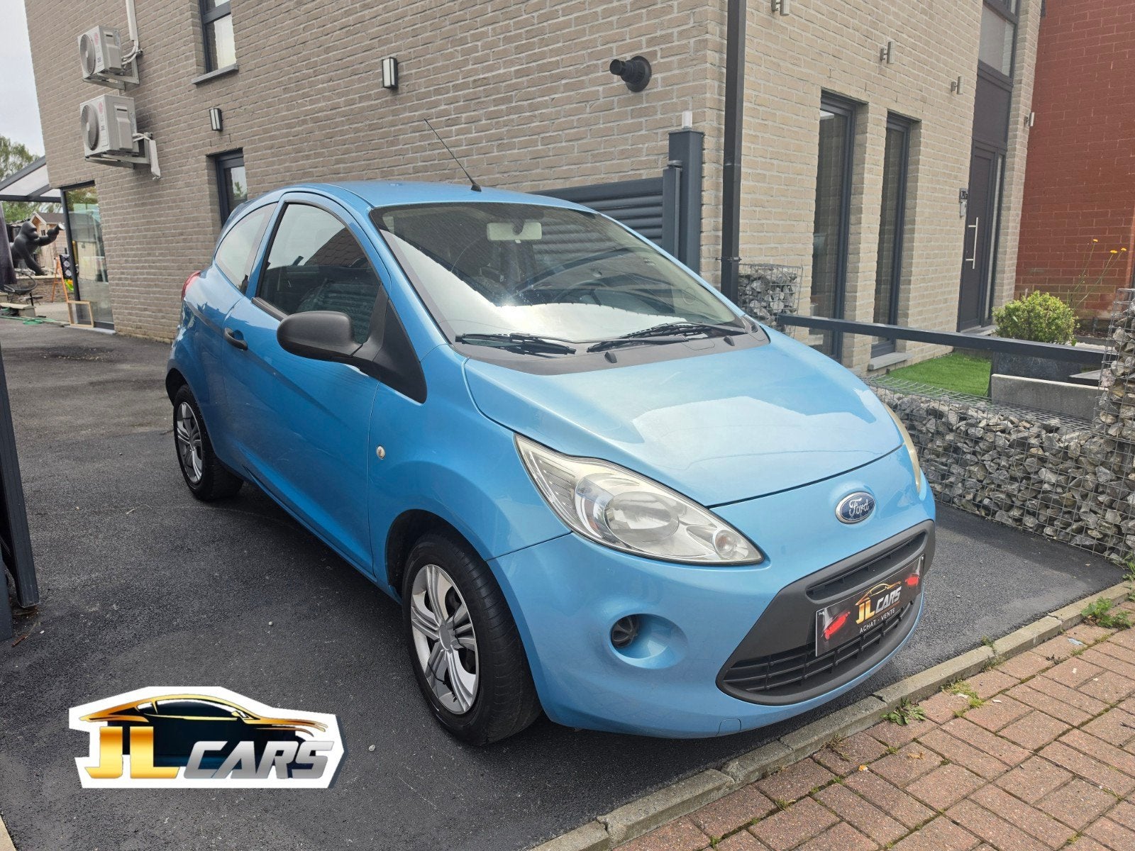 FORD KA ESSENCE ️146.909 km ✨️12 mois de Garantie ️✨️, Auto's, Zwart, Ka, Blauw, Bedrijf