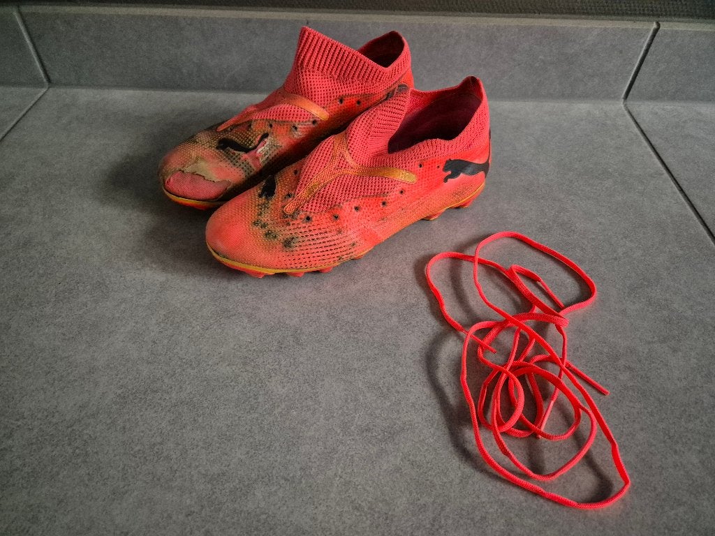 Voetbalschoenen (jongens, maat 34, Puma), Sport en Fitness, Ophalen of Verzenden, Gebruikt, Schoenen