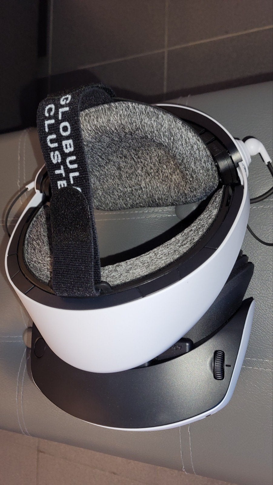 PSVR 2 (encore garantit 19mois)+kit confort globular cluster, Enlèvement