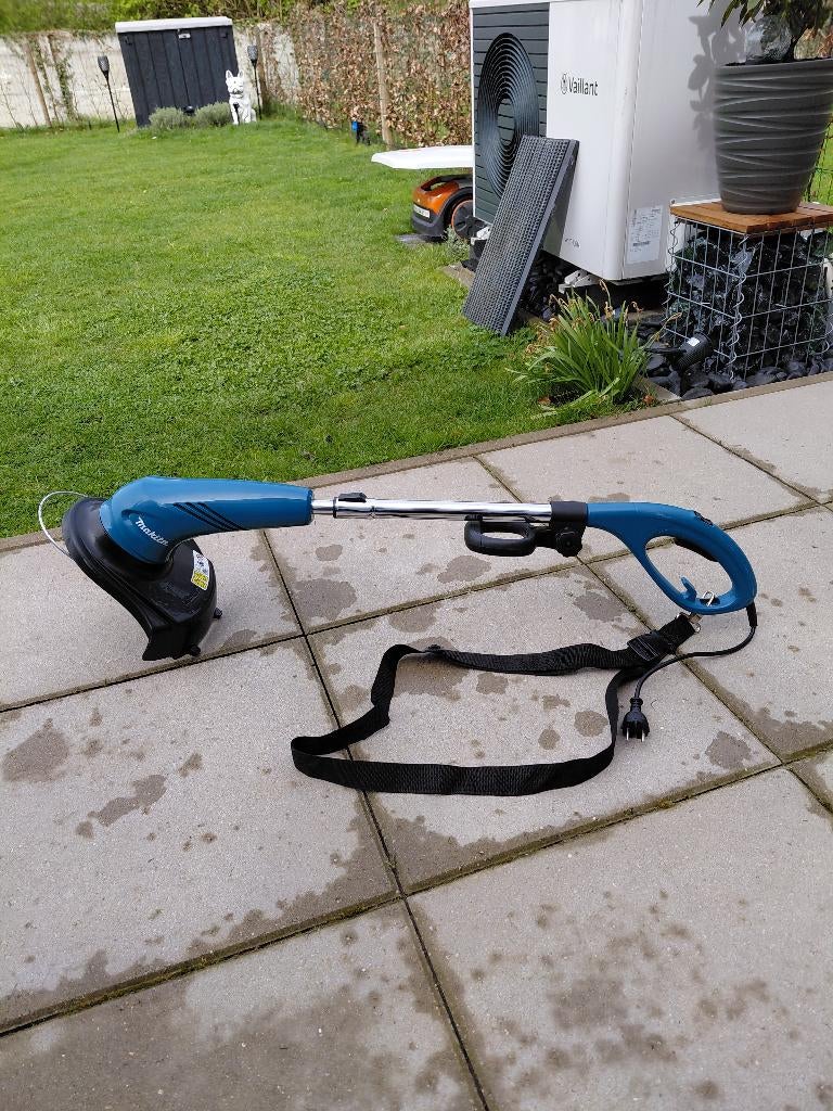 Grastrimmer Makkita, Ophalen, Zo goed als nieuw, Elektrisch, Makkita